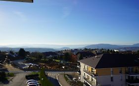 STUDIO dernier étage avec terrasse - vue montagne
